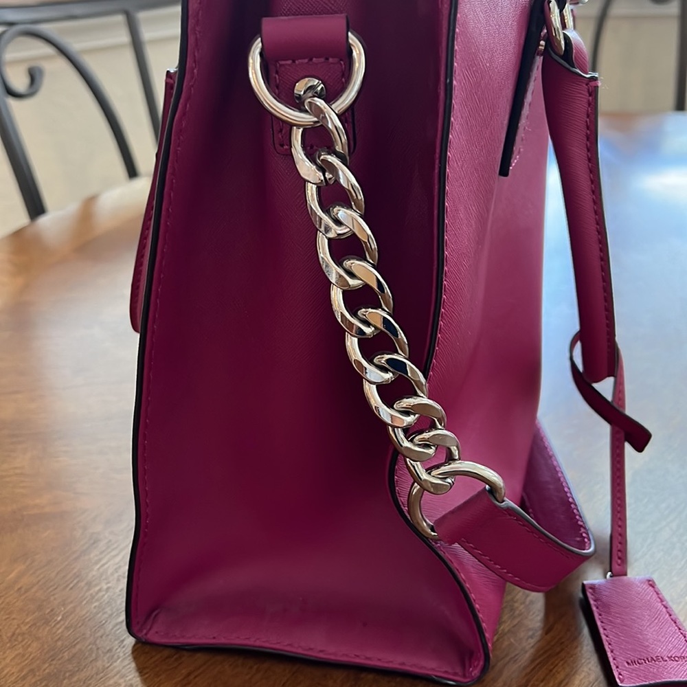 Michael Kors Hamilton Bag - Picture 4 of 9